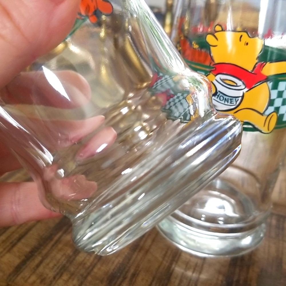 Vintage Set of Two Disney Winnie the Pooh & Tiger Glasses by Anchor Hocking - Picture 6 of 8